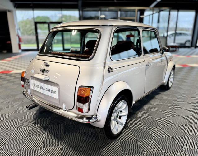 ixo Mini 40周年記念 Mini Cooper 1999 Ixo 1/43 Mini Cooper 1999 David Bowie 40th Anniversary